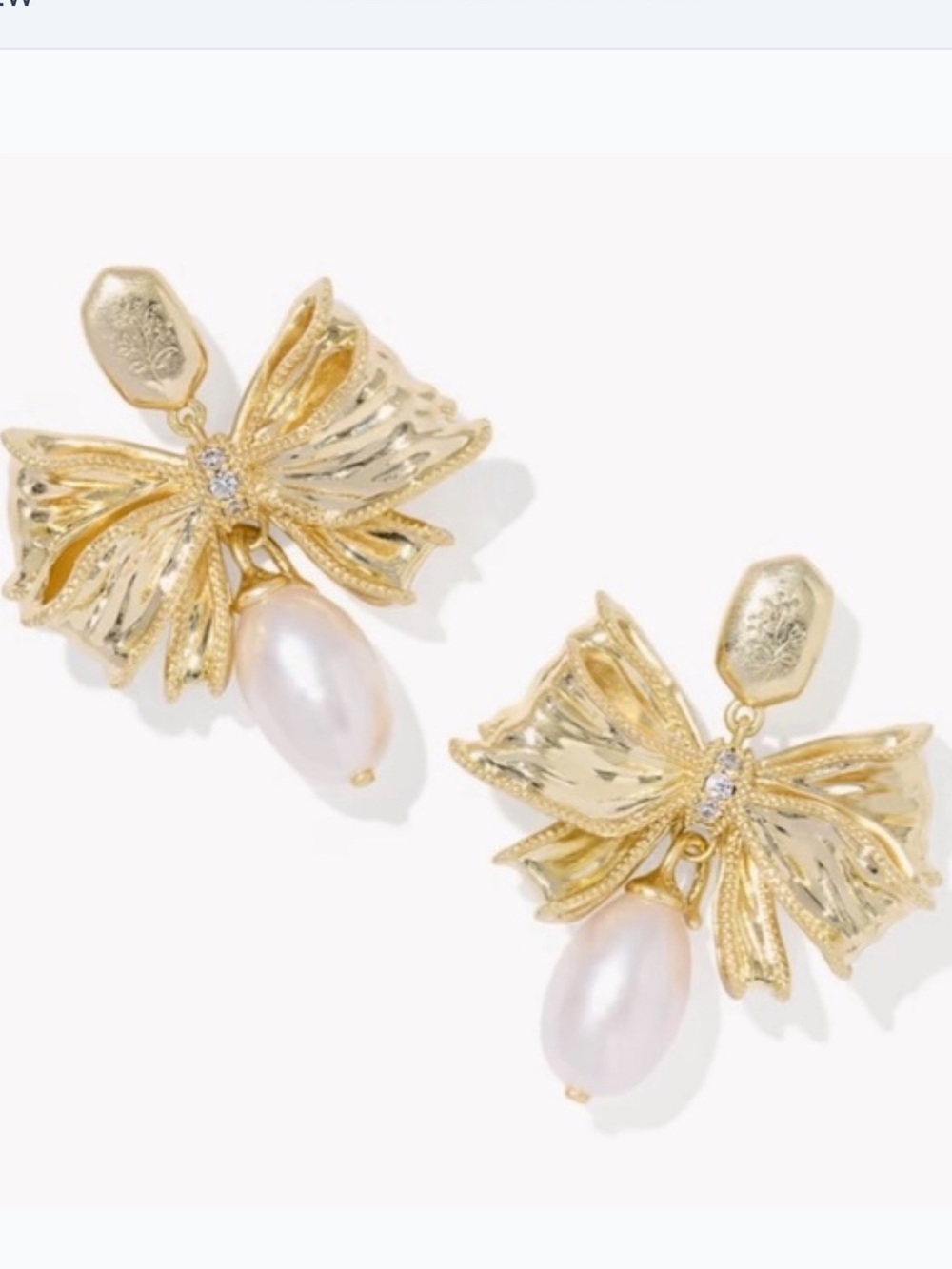 Kendra Scott x LoveShackFancy Pearl
Bow Gold Necklace & earrings set - Picture 8 of 8